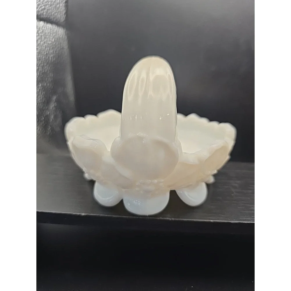 Vintage West Moreland Milk Glass Basket Candy‎ Dish With Florals